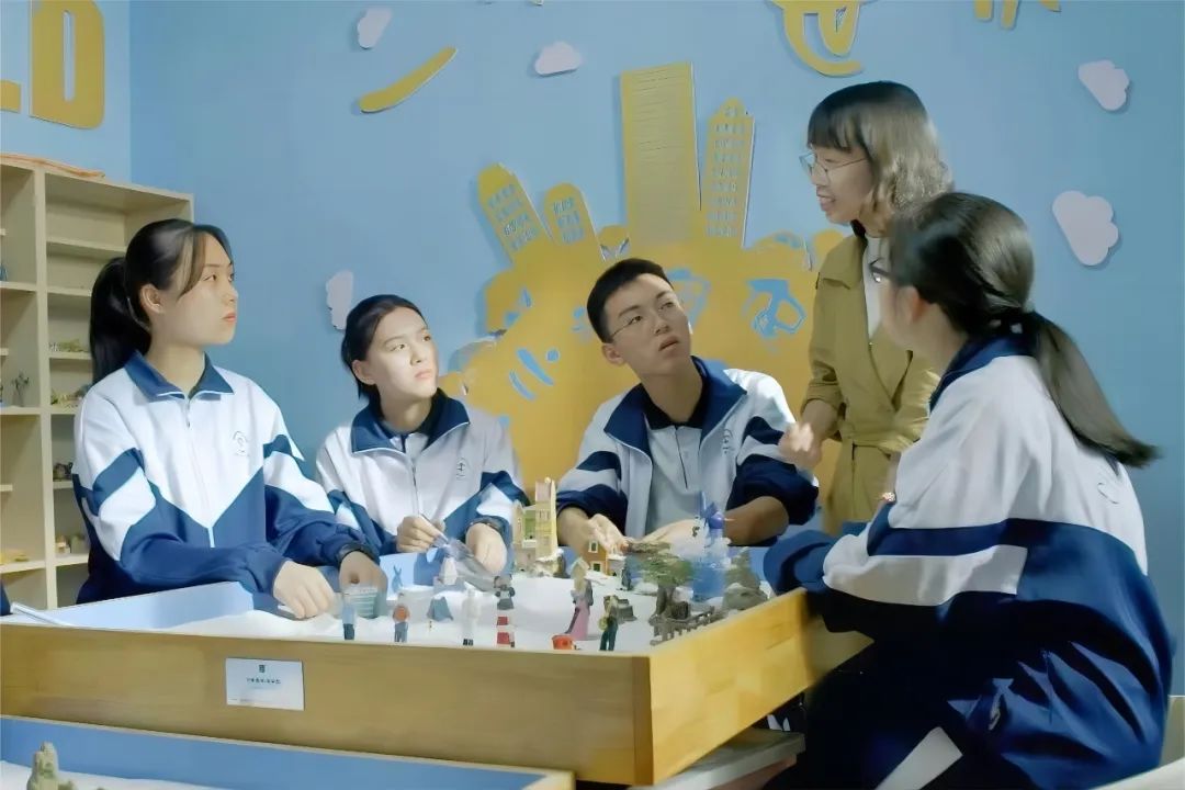 芙蓉花开满园春⑦|教育"铁"榔头这样炼成