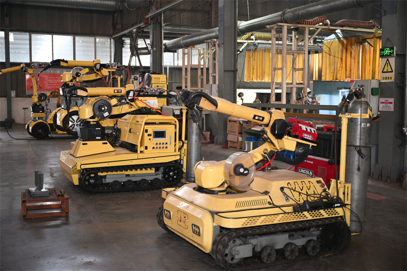 威猛股份:振动筛单项冠军"酿出"工业机器人"新酒"