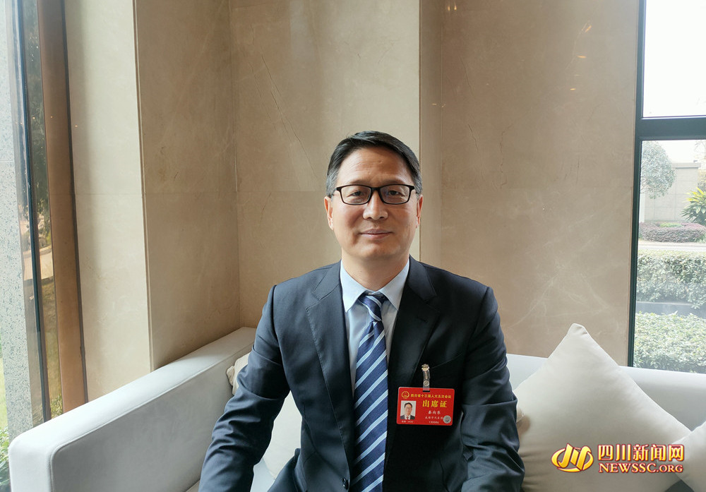 「两会超话」四川省人大代表秦向东:持续加码 推动"芯屏存端软智网"