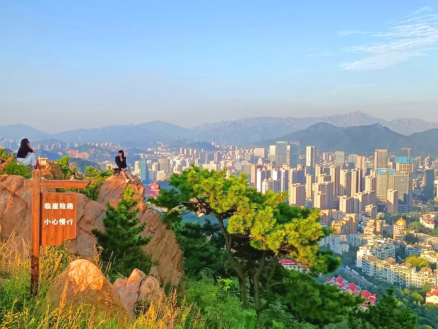 浮山森林公园,有浮山九点之美誉,更是青岛的城市之肺