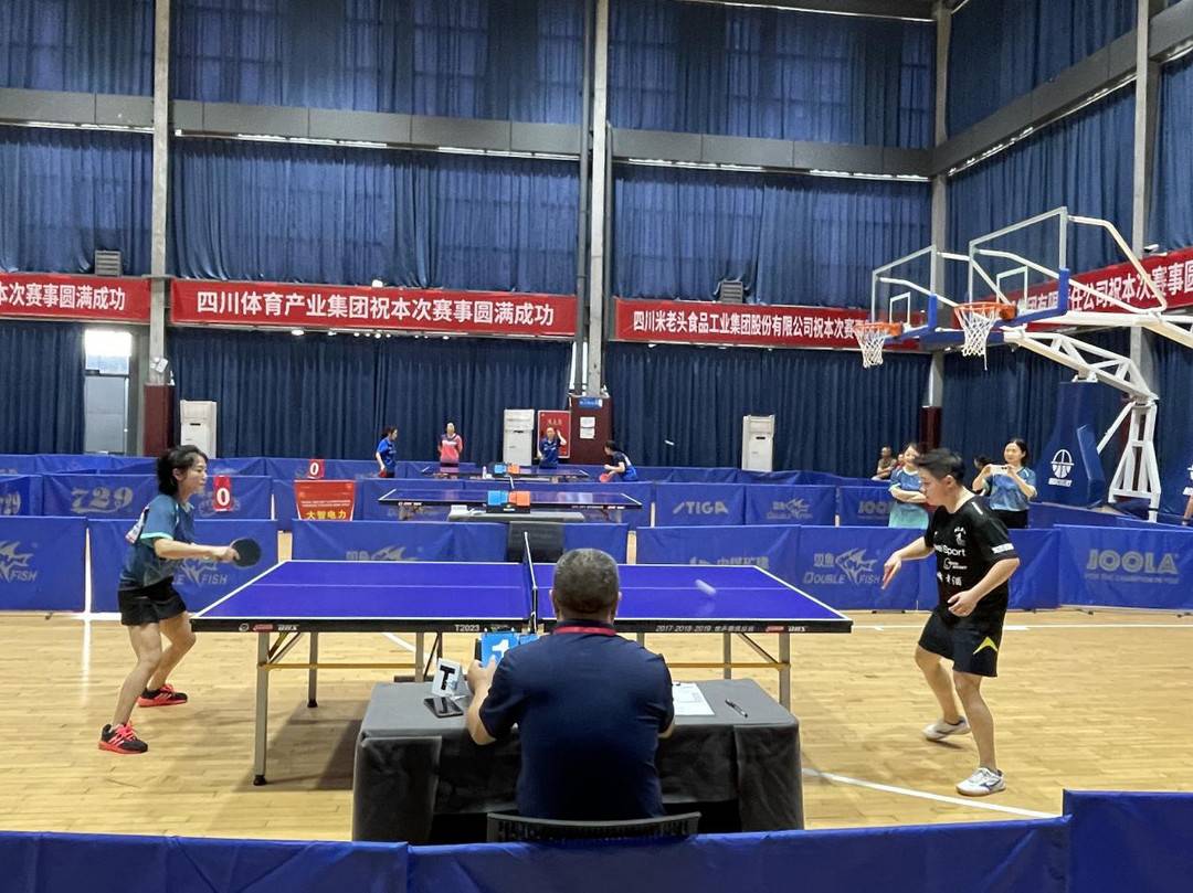 四川省全民健身乒乓球公开赛连界站开赛