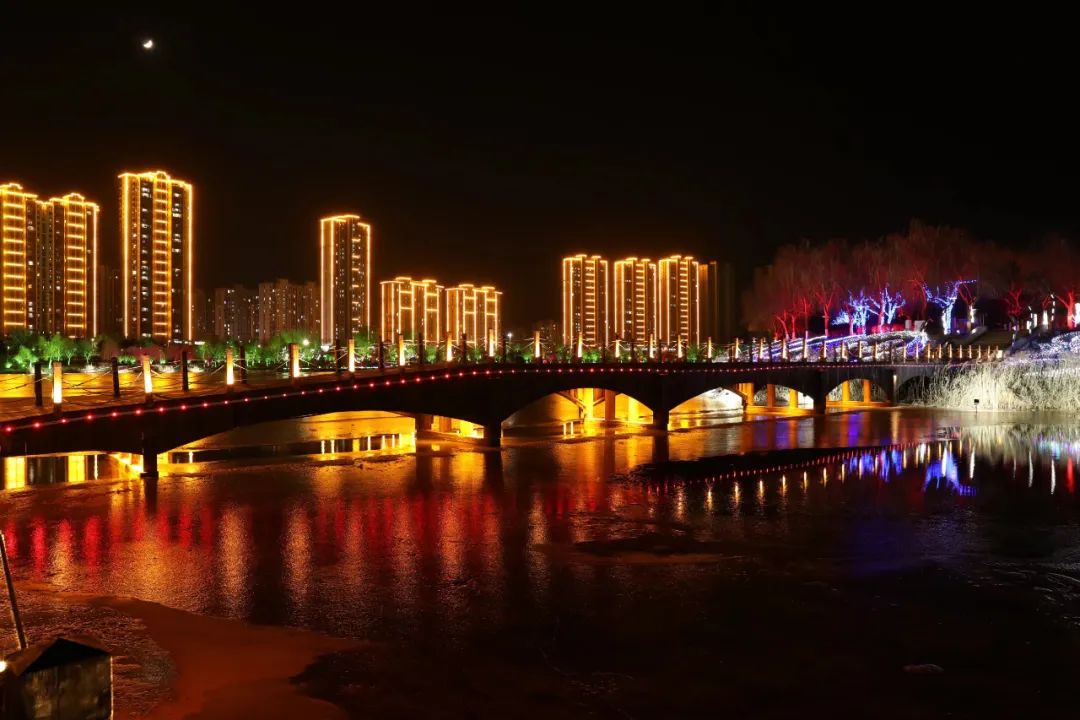 夜太美!夜间经济点亮迁西"夜生活"