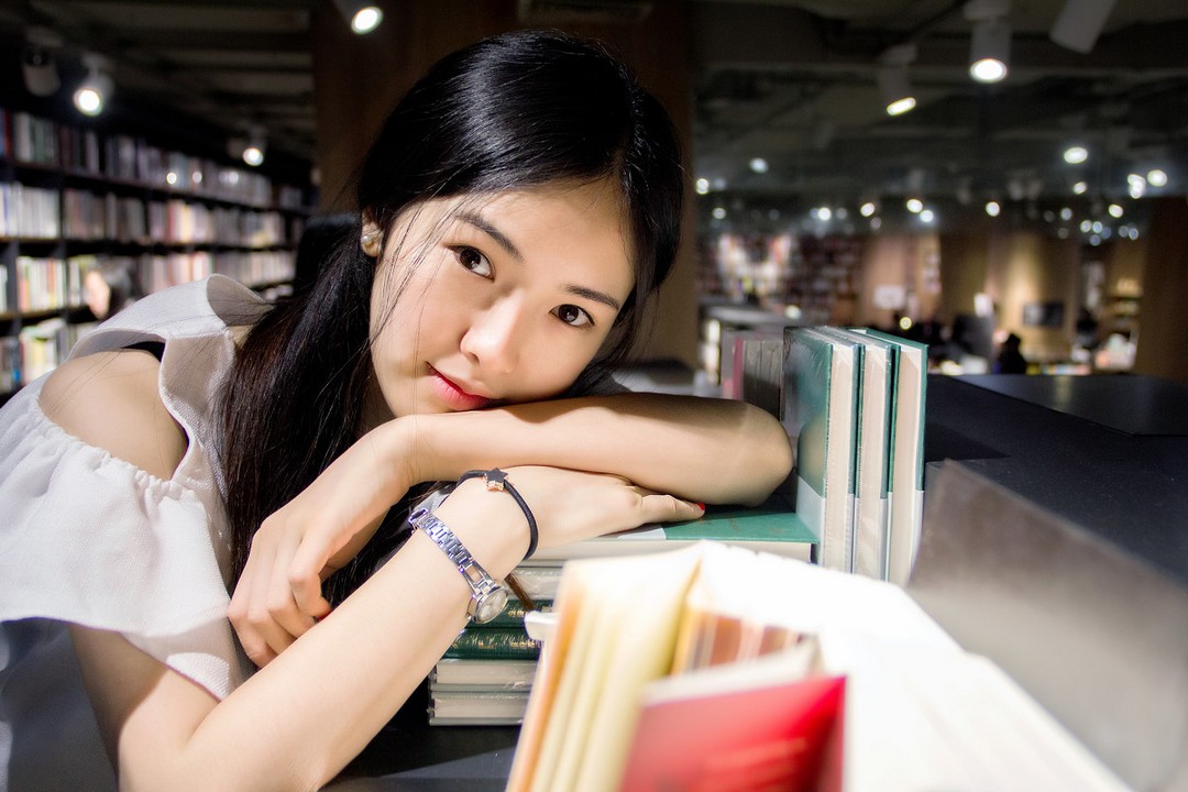 生肖龙:本月将带来一些贵人的出现,这是你的机会,一定要抓住