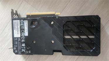 完全意想不到 RTX 4060 Ti起火严重烧熔！未超频、没有高负载