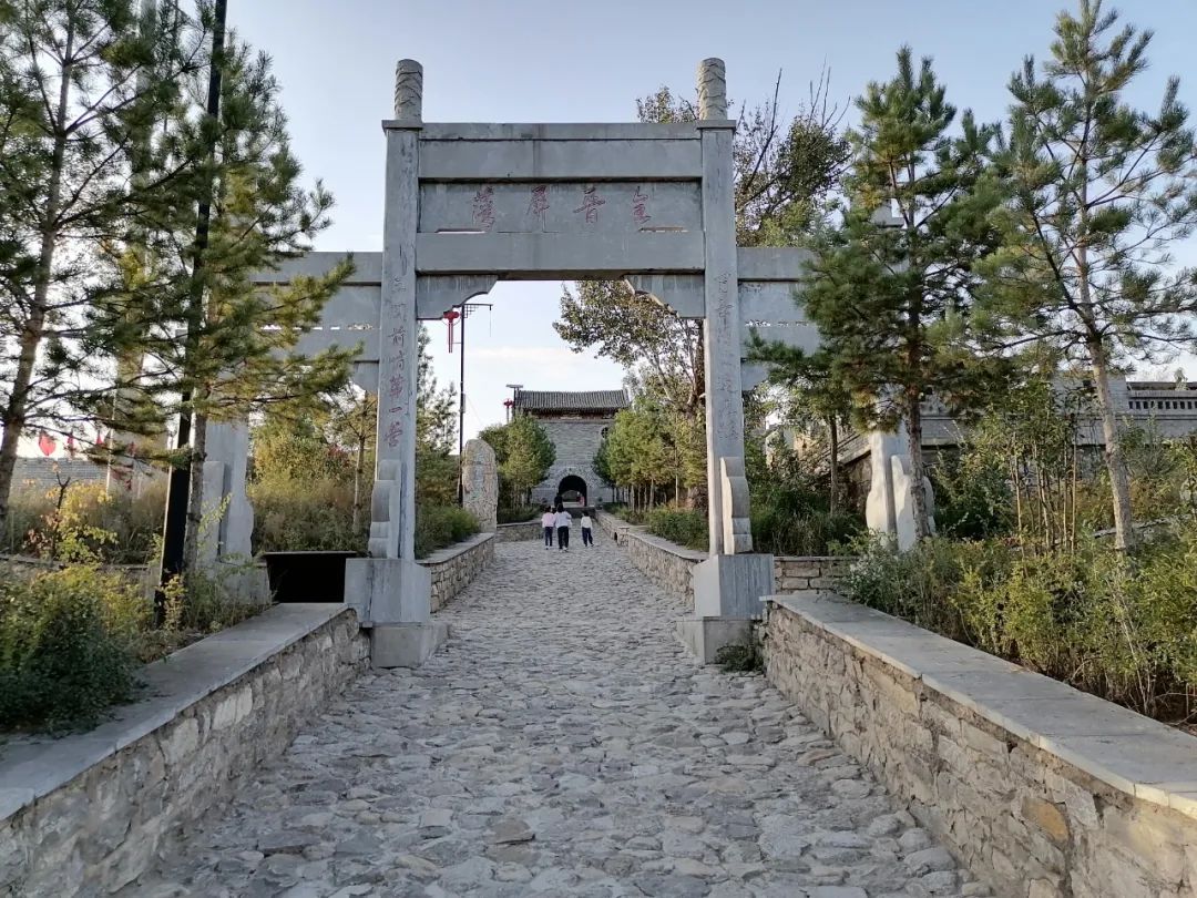 偏关水泉红门口地下长城4a景区正式开门迎客