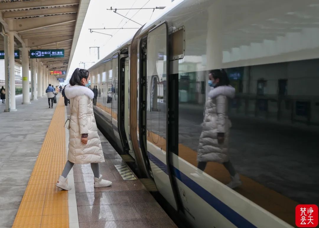 组图|春运第一天,铜仁南站是什么样子?