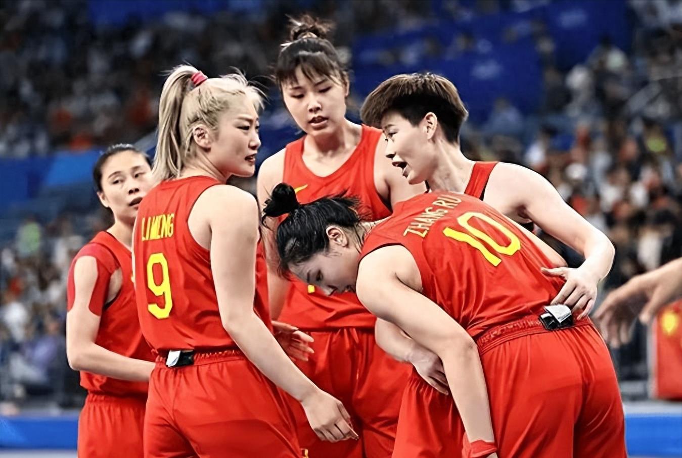 中国女篮战胜日本队!黄思静领袖范,李梦真巨星