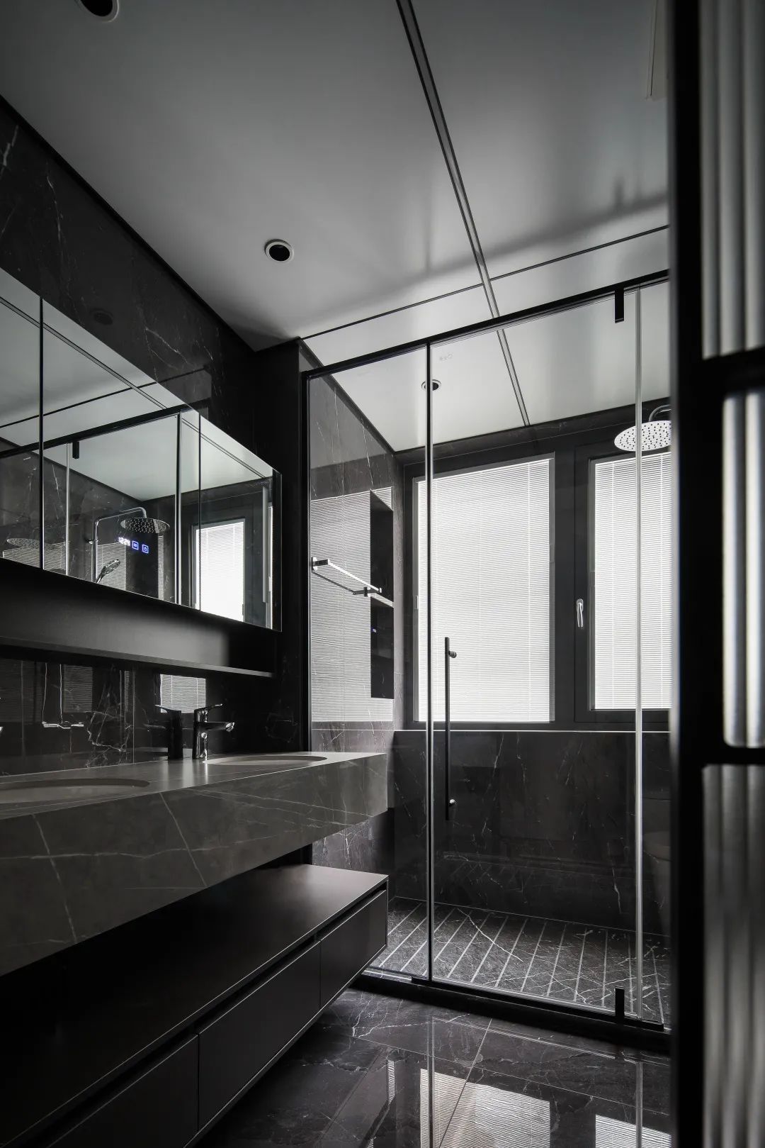 绝了!新中国际170㎡大平层 诠释现代简约的高级!