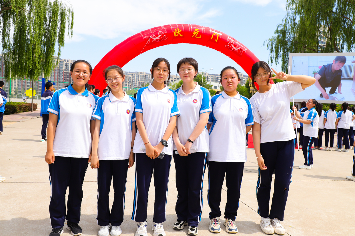 涿鹿县初级中学举行2022届毕业典礼