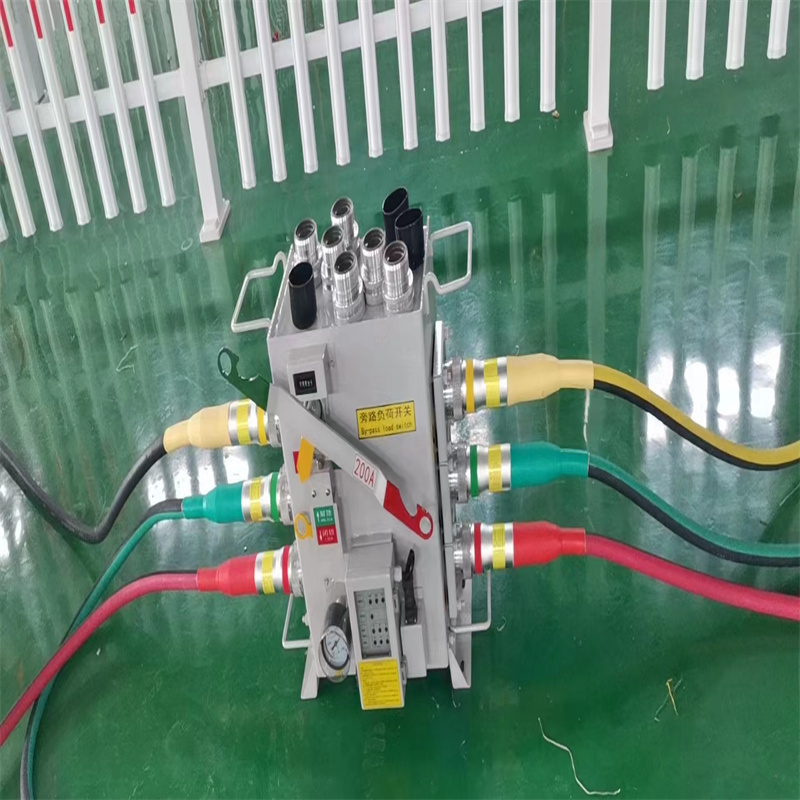 高压旁路负荷开关_云南供电局12kv检修不停电作业开关移动箱变车