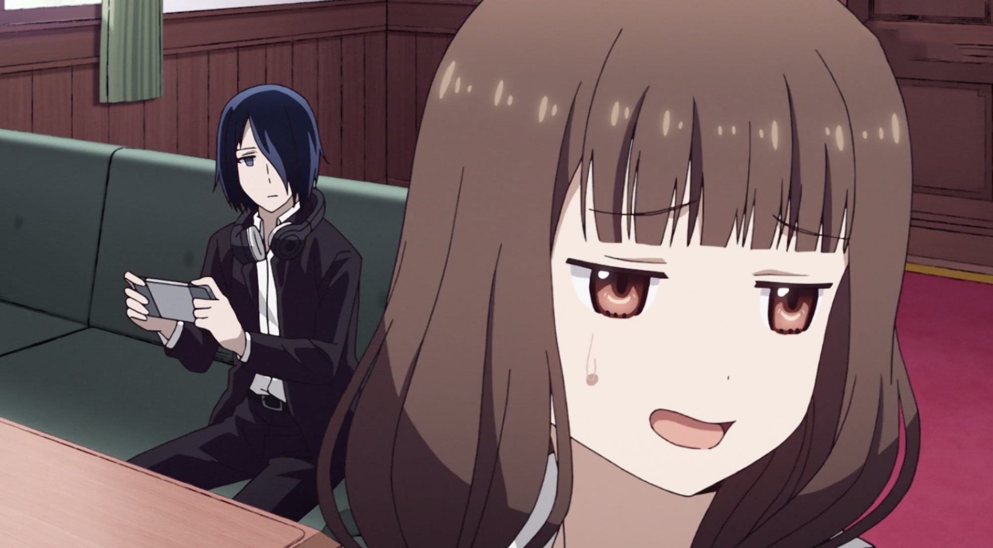 比起情侣或准情侣,石上优与伊井野弥子的相处方式更接近兄妹,他们的