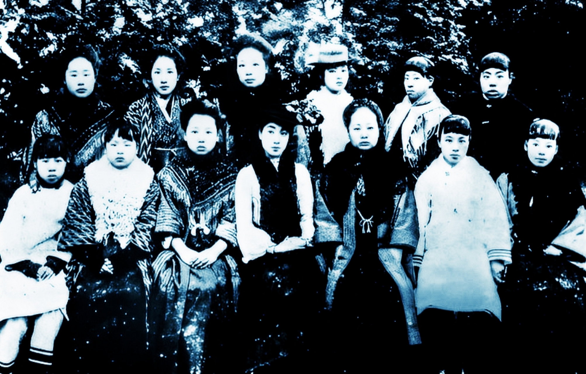 中华民国缔造者之一,女权运动领袖,女权运动先驱,民主革命家,教育家