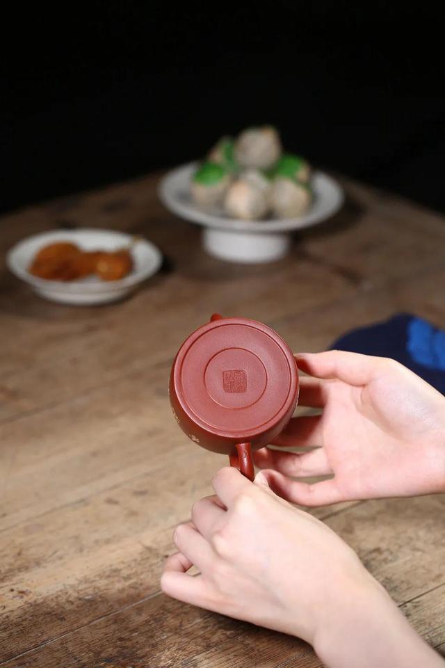 高德钟 叶水君(国助理工艺美术师)宜兴原矿紫砂茶壶
