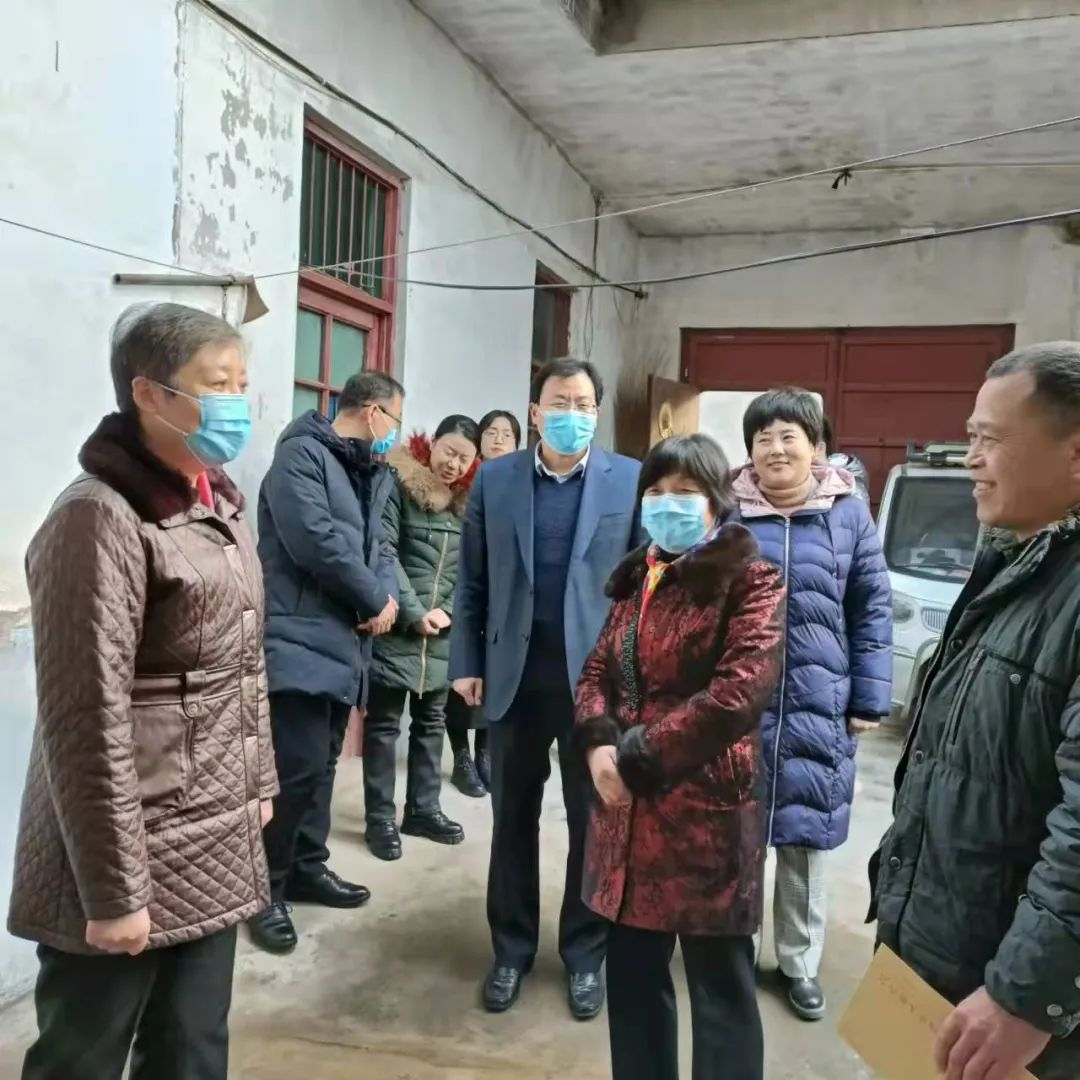 邹斌芳到汤河镇调研残疾人服务工作并走访慰问残疾人家庭