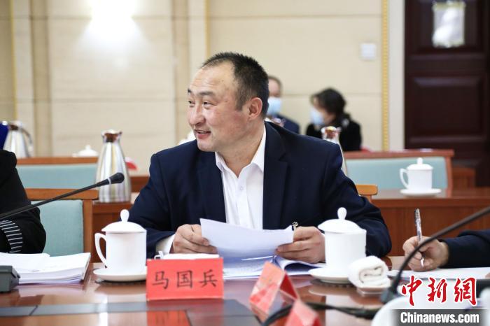 马国兵:从环卫工人中走出来的人大代表