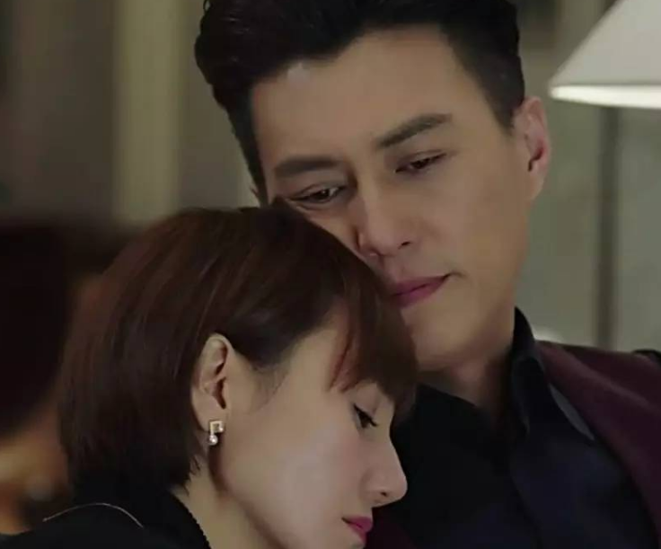 黄渤也拍电视剧,《小巷名流》全员戏骨,这一对还来"再续前缘"