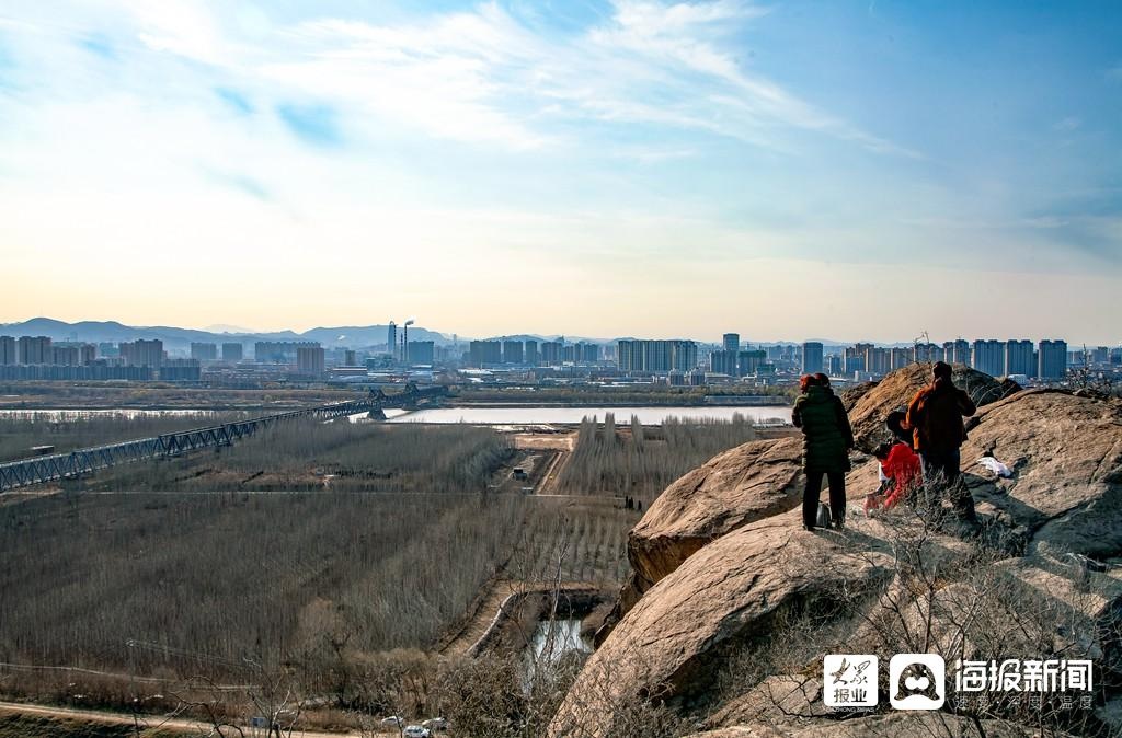 登鹊山一览"鹊华烟雨"