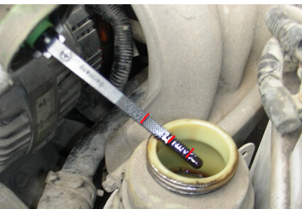 转向助力油一般加多少