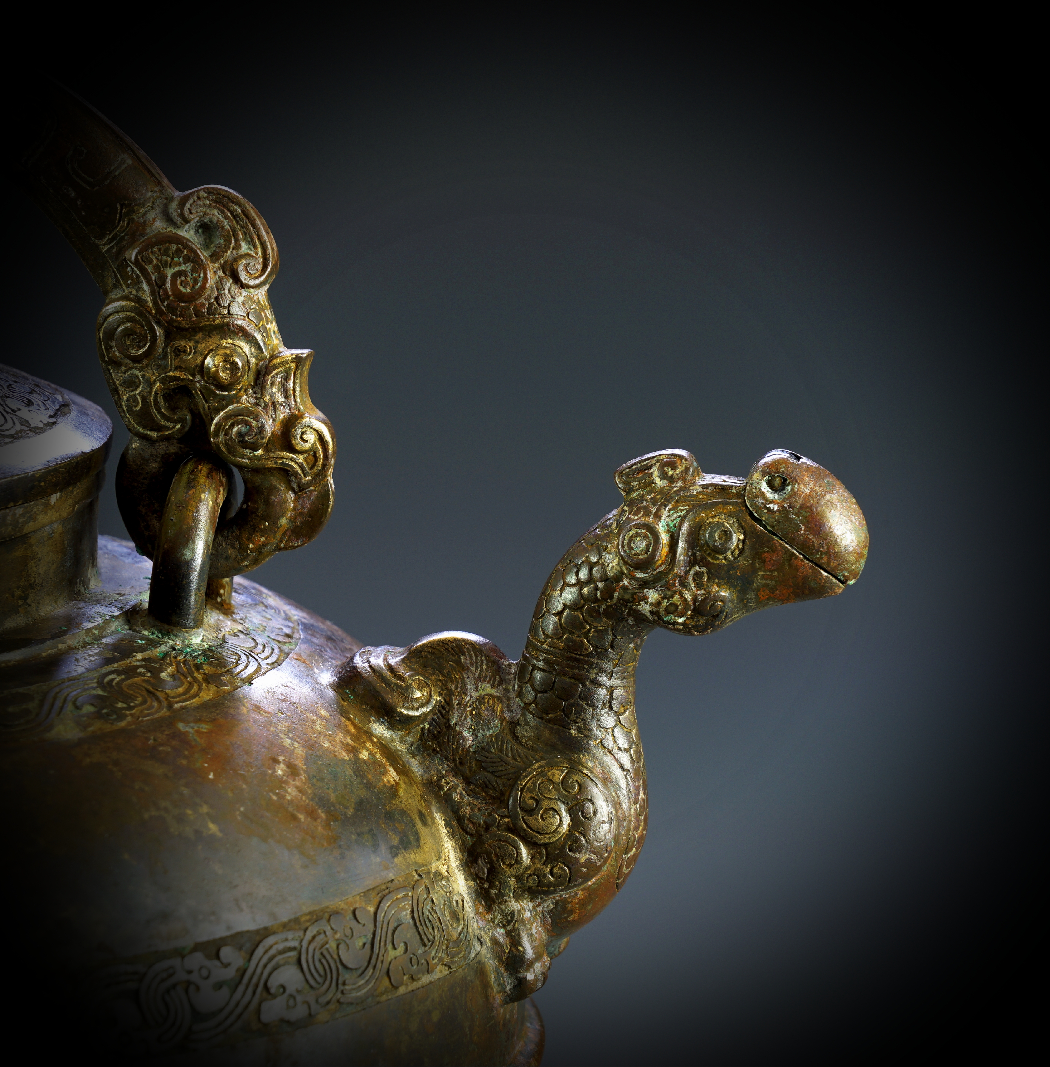 战国龙首凤流青铜盉