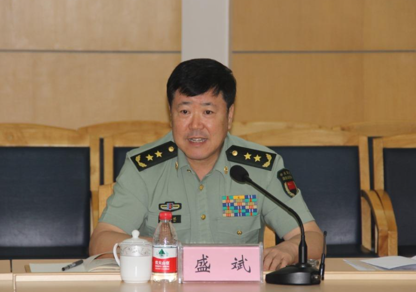 他49岁少将,58岁晋升中将,如今62岁,担任军委国防动员部长
