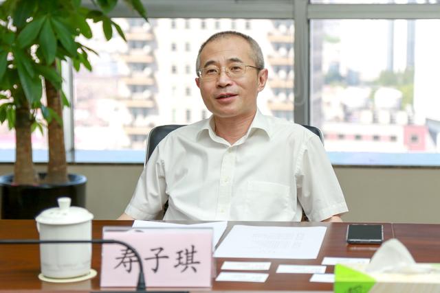 寿子琪会见兴业银行上海分行行长夏维淳