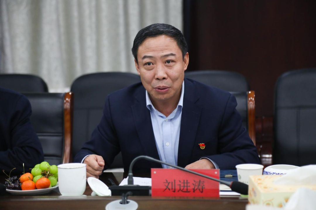 乌兰察布凉城县委书记刘进涛到内蒙古鸿德文理学院洽谈文旅合作