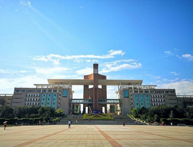 西北政法大学 全景图图片