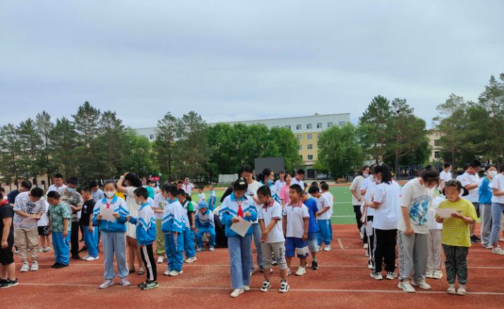 呼玛一小举行一年级"我是识字大王"比赛