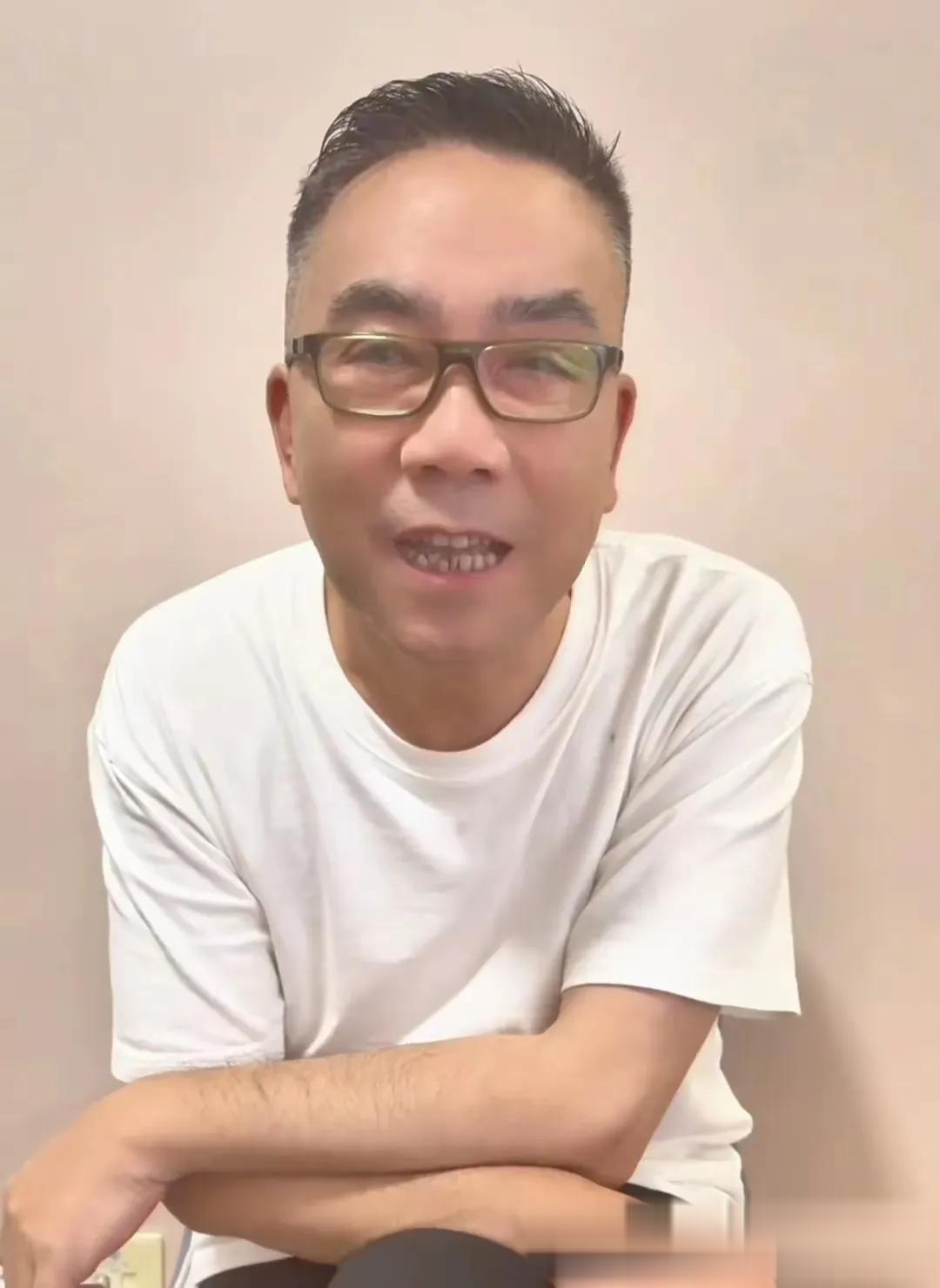 梦真我原本可以告他重婚罪我不忍了甩出小三杨议聊天记录