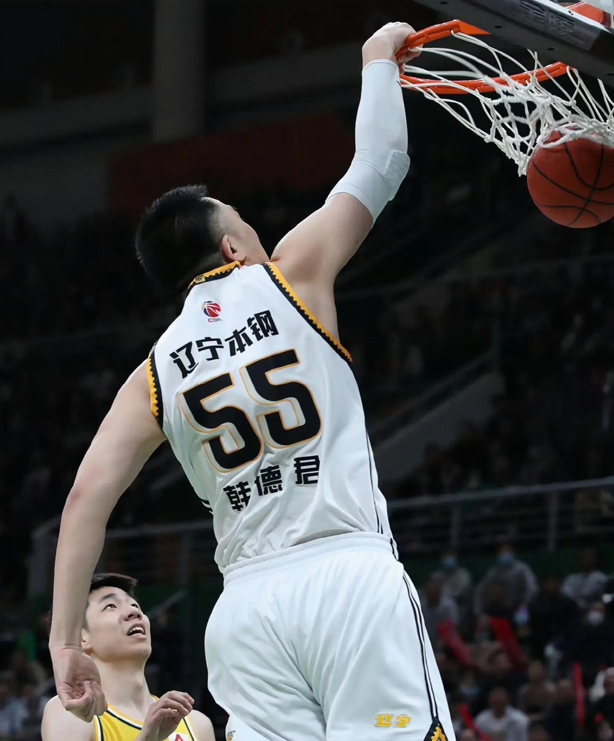 cba中锋排名揭晓!霸气杨瀚森,王哲林崭露头角,韩德君力压群雄!