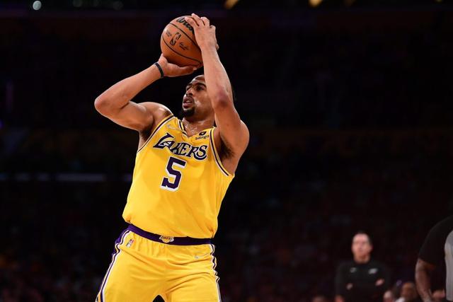 霍顿-塔克:我持球在手更出色,也取得过成功