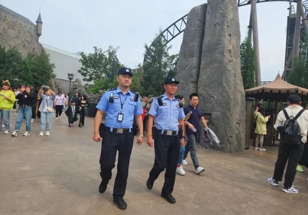 儿童节,北京警察的限定回忆杀
