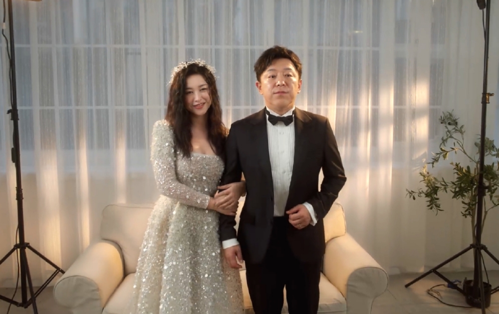 影帝黄渤新戏演人夫甘愿被前女友纠缠剧情荒谬网友狂刷一星负评