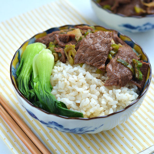 葱香牛肉饭,营养丰富,低脂健康的早餐!
