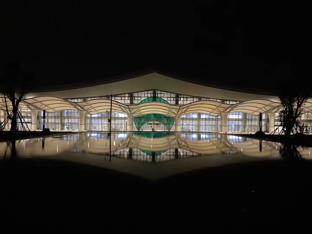 6月28日,保山机场新航站楼正式投入使用!