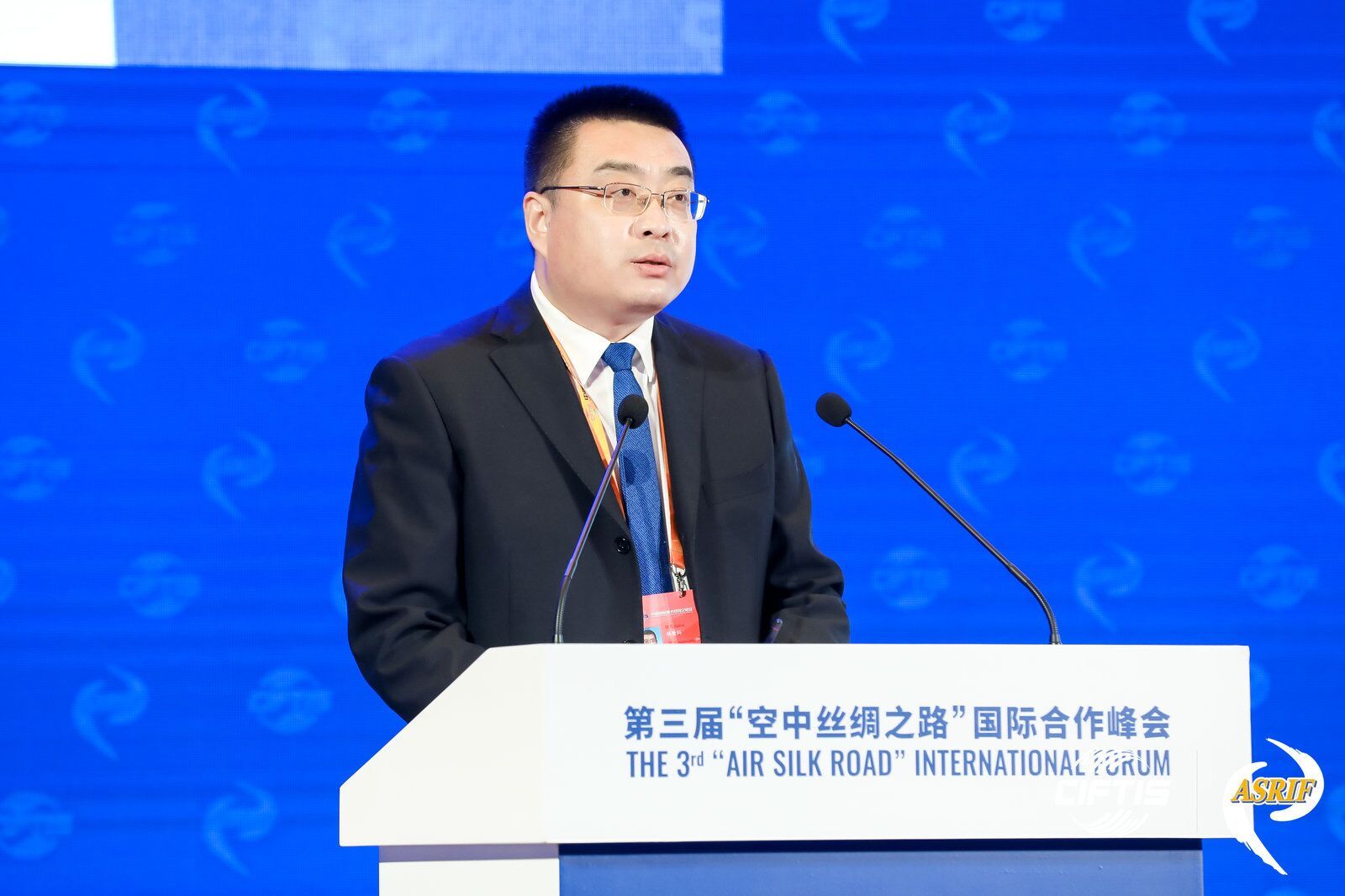 北京市顺义区商务局局长杨登科:充分利用"两区"政策叠加优势,加快建设