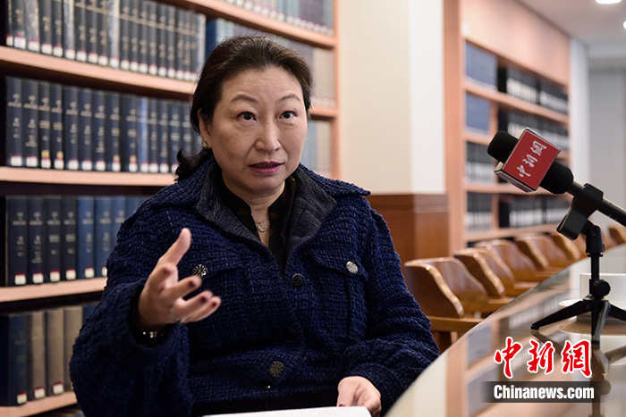 专访香港特区政府律政司司长郑若骅:完善选举制度 纠正香港乱象