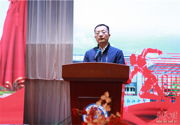 周南靳江中学举办第四届校园文化艺术节暨元旦文艺汇演