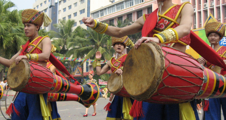 你知道什么是象脚鼓舞么?它又是哪个民族的舞蹈?