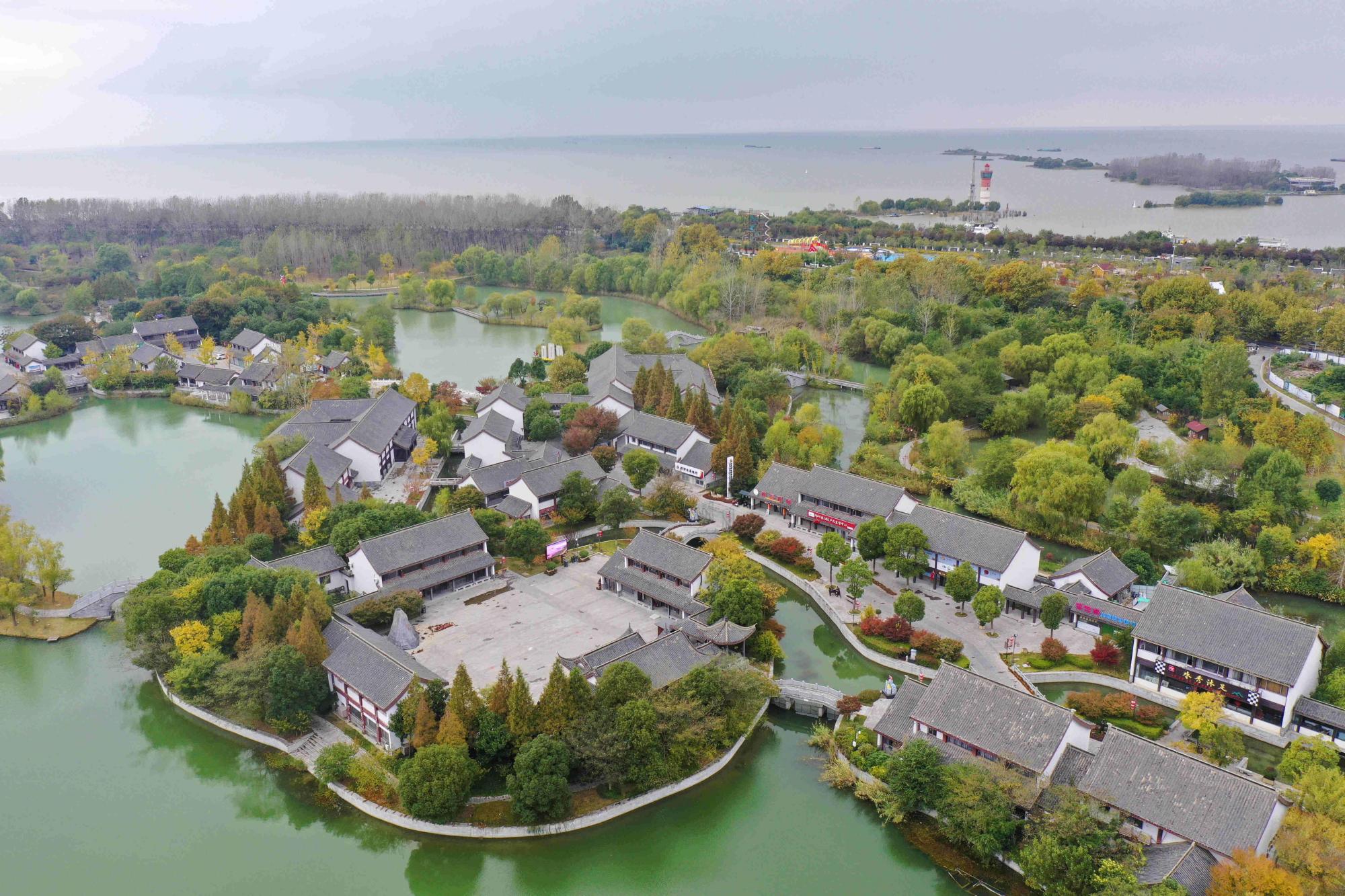 美丽江苏·每日一景丨淮安洪泽水釜城景区:层林尽染 秋韵醉人