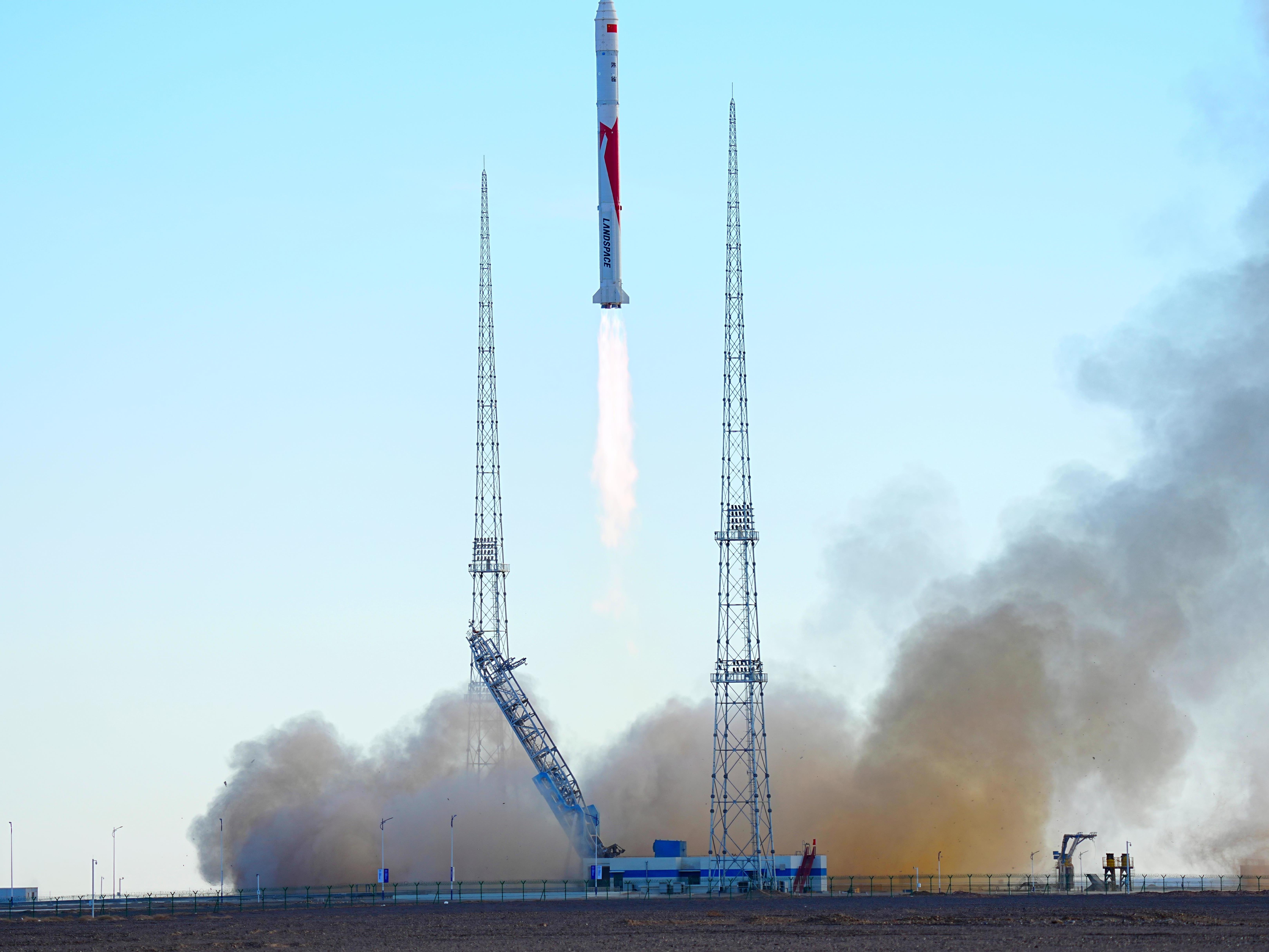 朱雀二号改进型遥一运载火箭发射成功