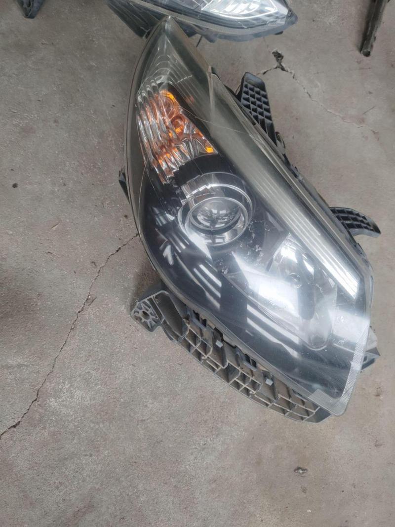 比亚迪l3大灯是什么