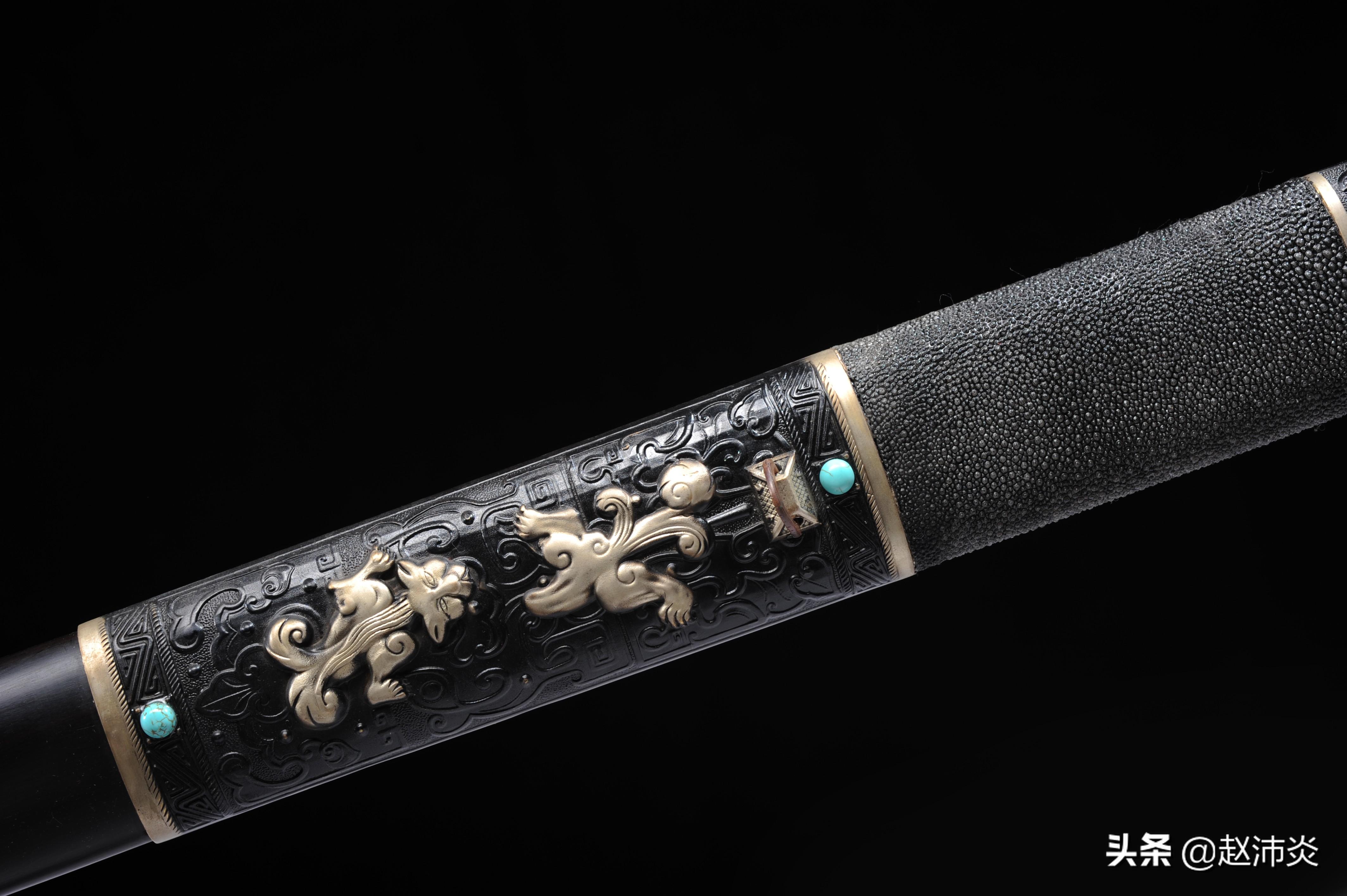 一把灵巧轻便,霸气十足,又自强不息的——骠骑战剑