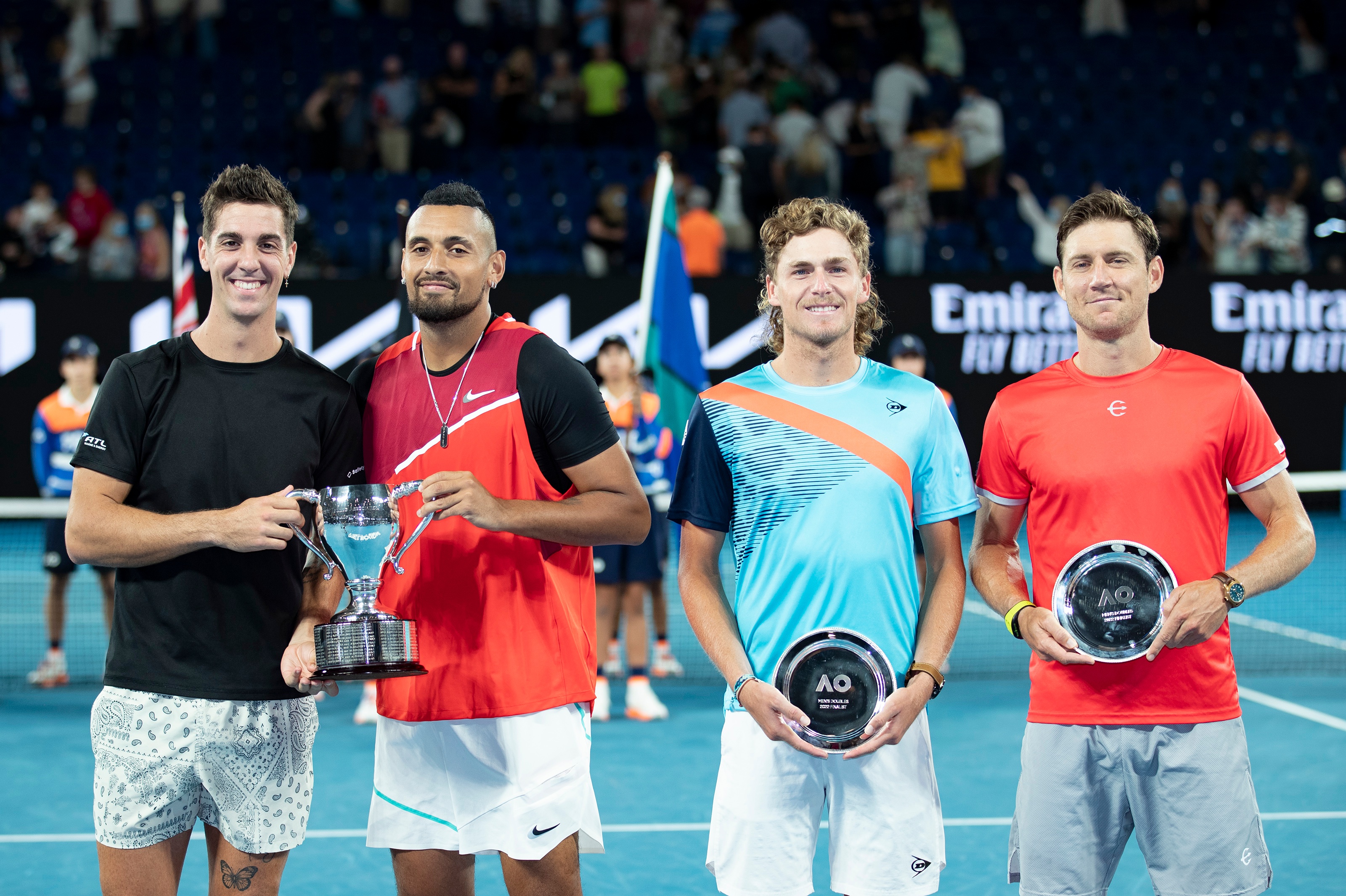 (体育)网球——澳网男双决赛:科基纳基斯/克耶高斯夺冠