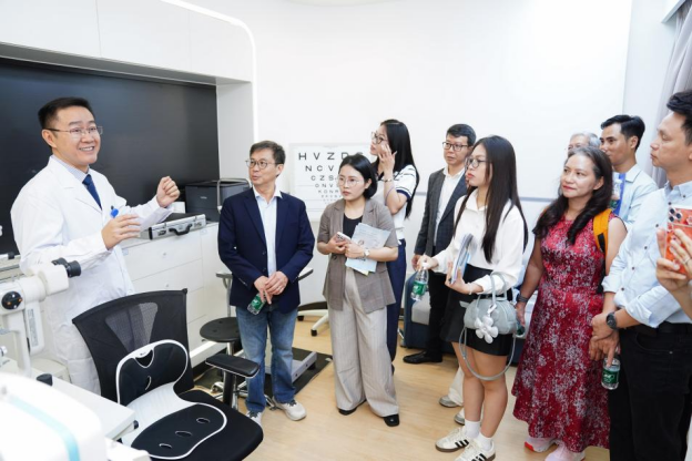 越南胡志明医药大学团队到访广州爱尔眼科，赋能越南眼科医疗升级 - 图3