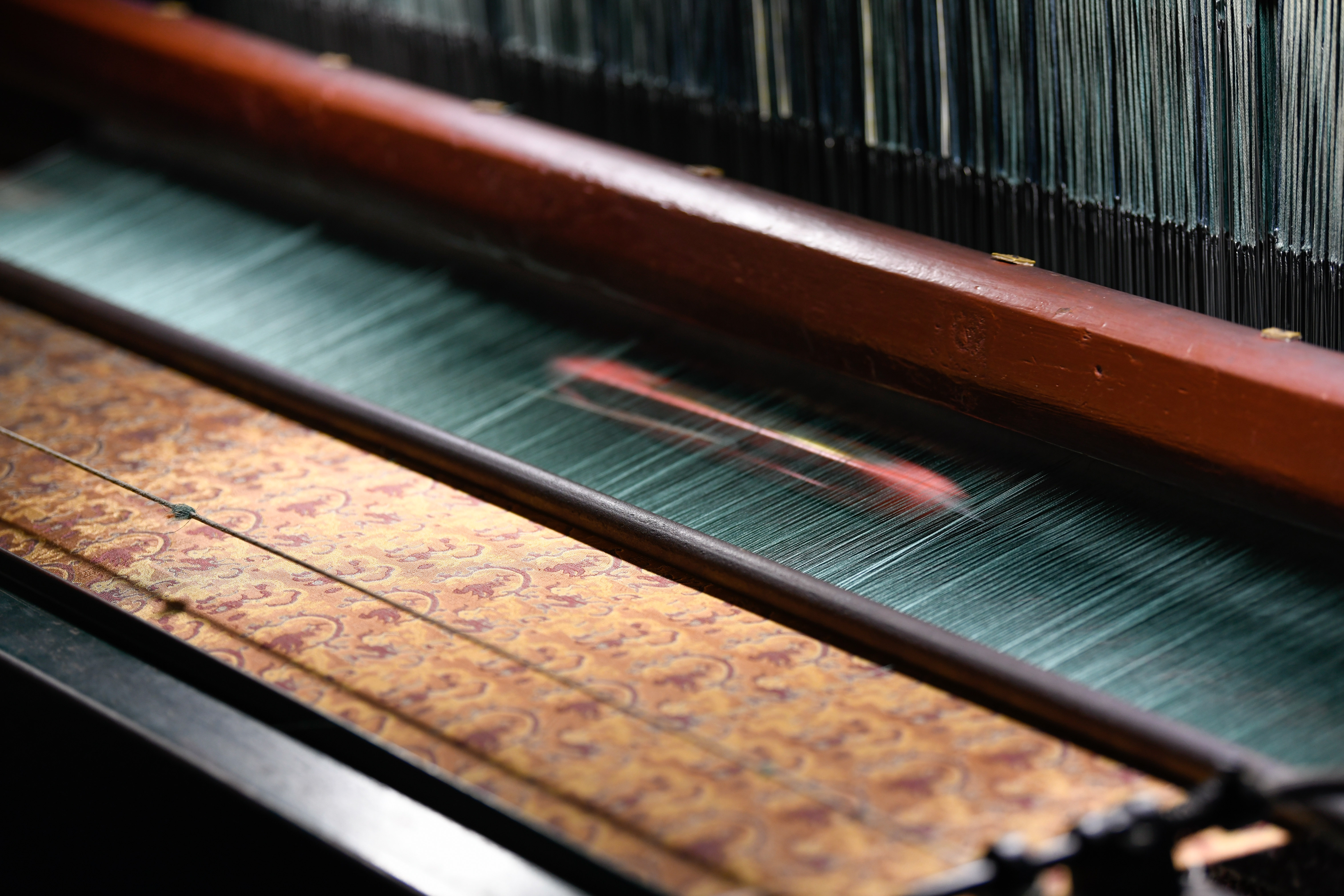 千年蜀锦闪耀成都大运会