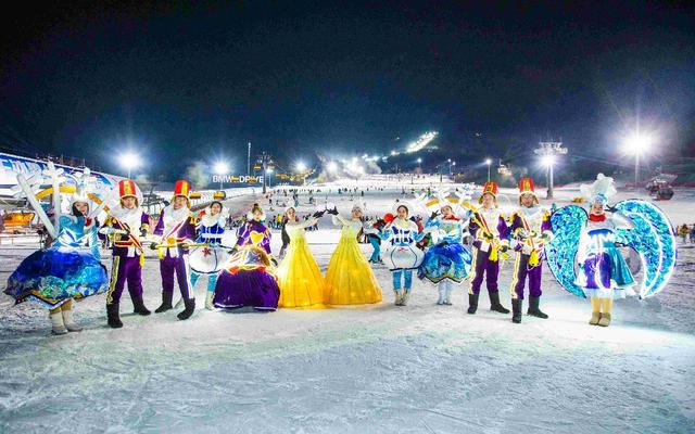 "天猫冰雪节"在吉林市万科松花湖度假区超燃开启