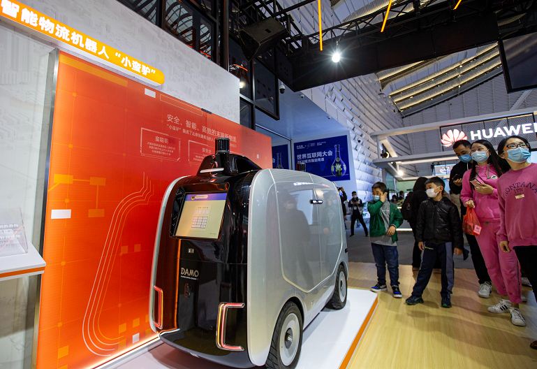 "little donkey" intelligent logistics robot