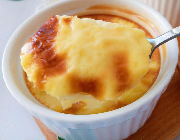 牛奶鸡蛋布丁甜品,试试看?