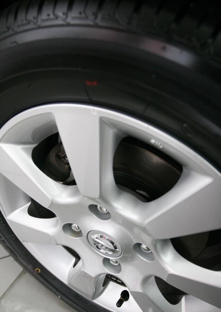 骐达轮胎多少钱一个?骐达用的普利司通轮胎多少钱一条